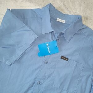 Columbia Men's Light Blue Casual Shirt